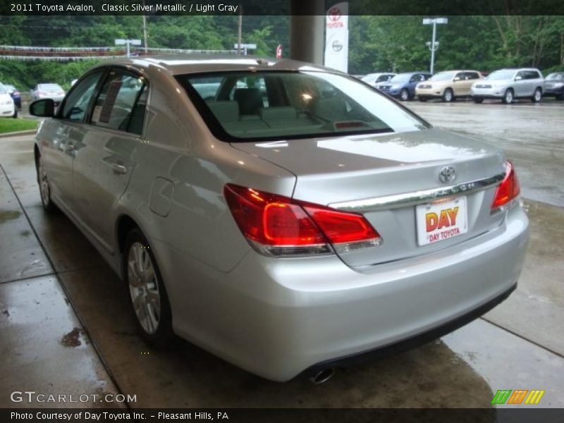 Classic Silver Metallic / Light Gray 2011 Toyota Avalon