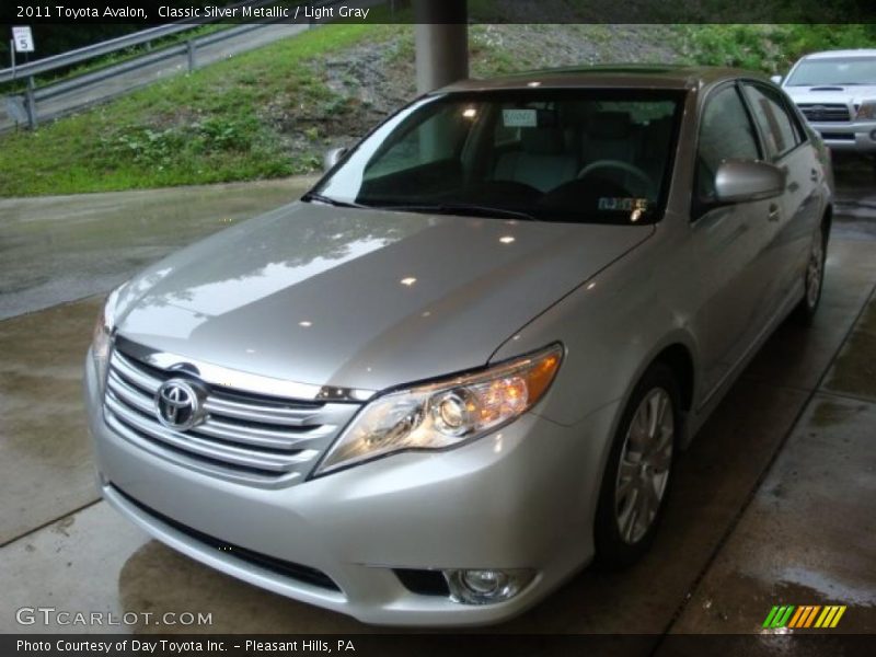 Classic Silver Metallic / Light Gray 2011 Toyota Avalon