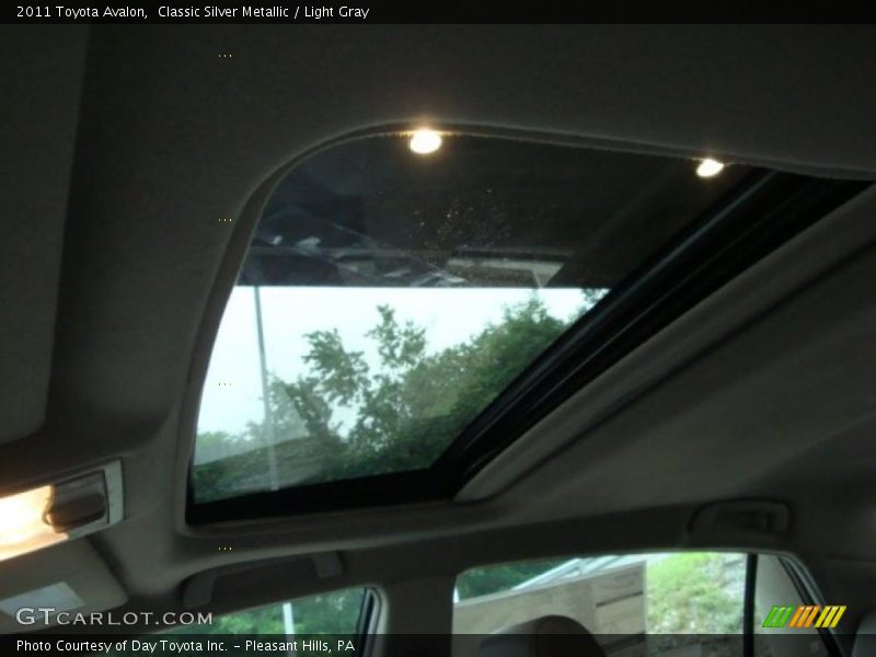 Classic Silver Metallic / Light Gray 2011 Toyota Avalon