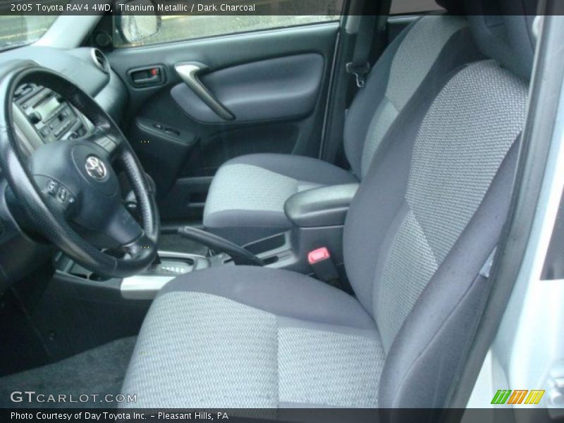 Titanium Metallic / Dark Charcoal 2005 Toyota RAV4 4WD