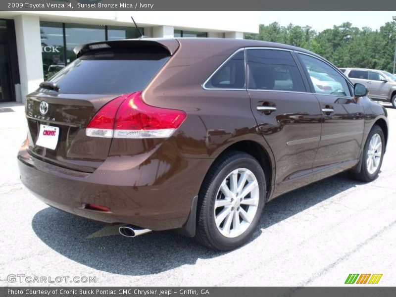 Sunset Bronze Mica / Ivory 2009 Toyota Venza I4
