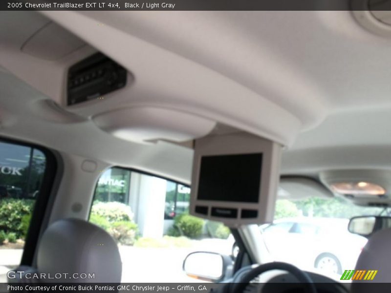 Black / Light Gray 2005 Chevrolet TrailBlazer EXT LT 4x4