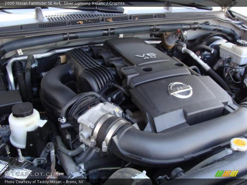 Silver Lightning Metallic / Graphite 2006 Nissan Pathfinder SE 4x4