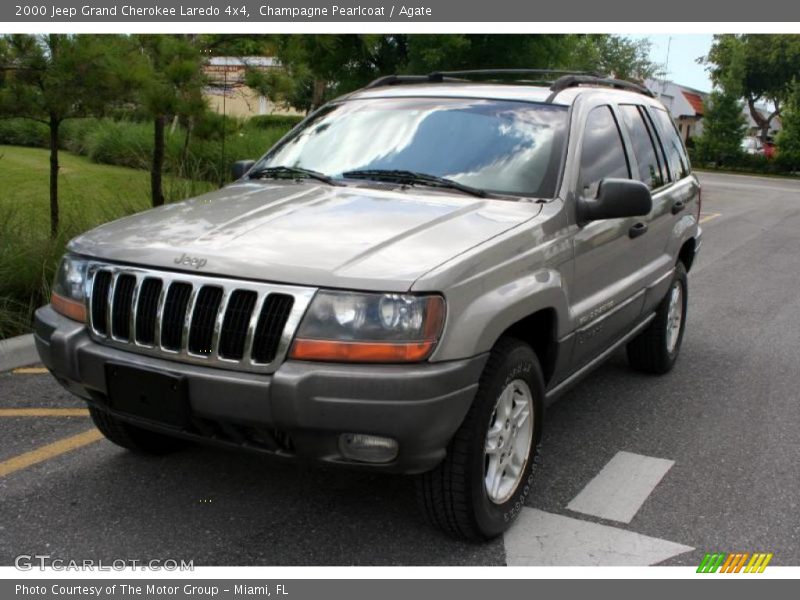 Champagne Pearlcoat / Agate 2000 Jeep Grand Cherokee Laredo 4x4
