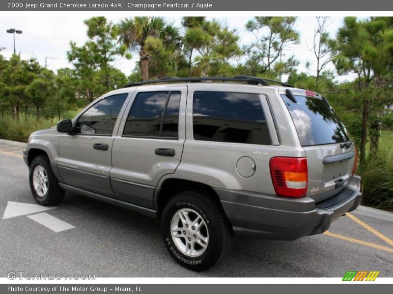 Champagne Pearlcoat / Agate 2000 Jeep Grand Cherokee Laredo 4x4