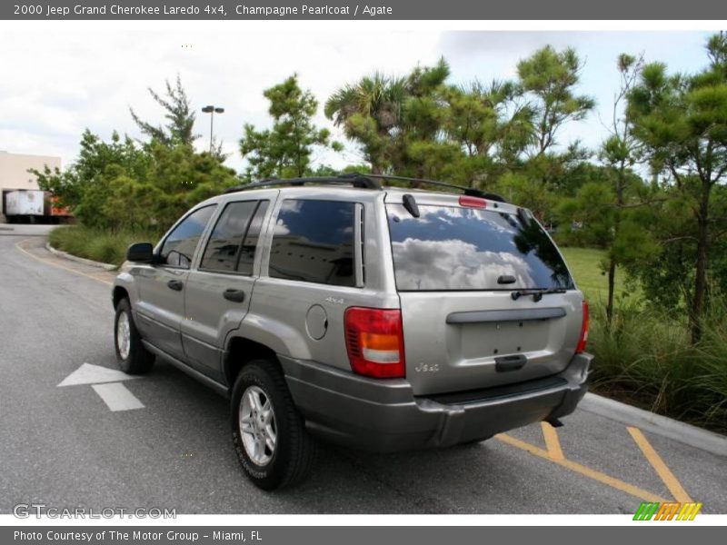 Champagne Pearlcoat / Agate 2000 Jeep Grand Cherokee Laredo 4x4