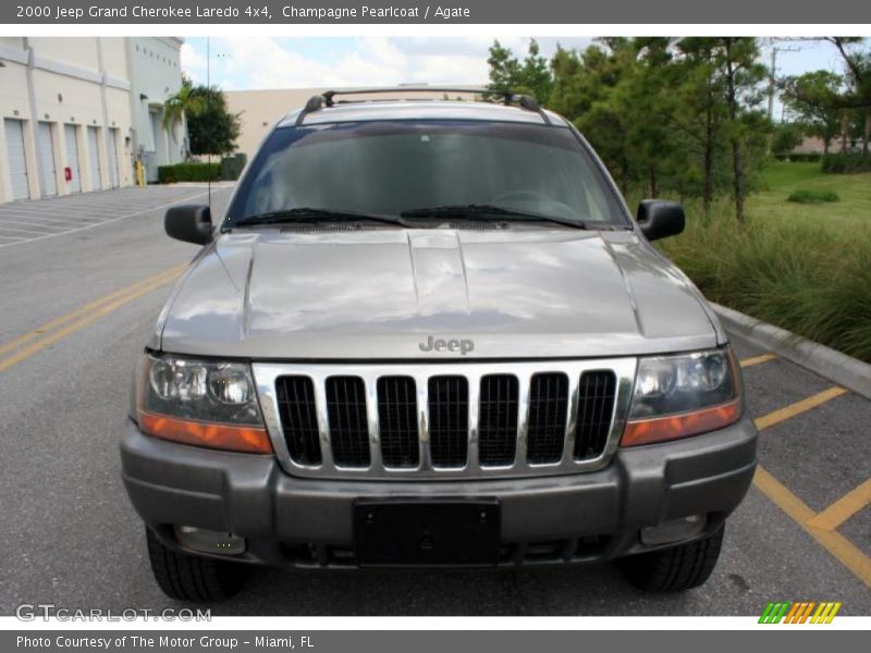 Champagne Pearlcoat / Agate 2000 Jeep Grand Cherokee Laredo 4x4
