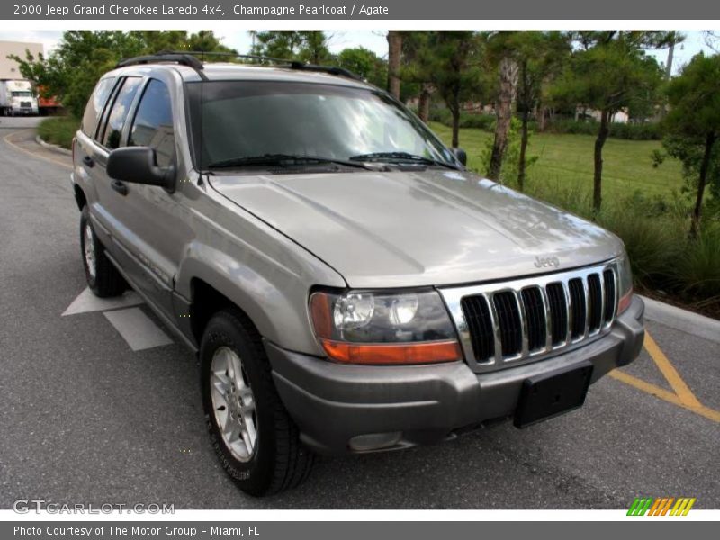 Champagne Pearlcoat / Agate 2000 Jeep Grand Cherokee Laredo 4x4