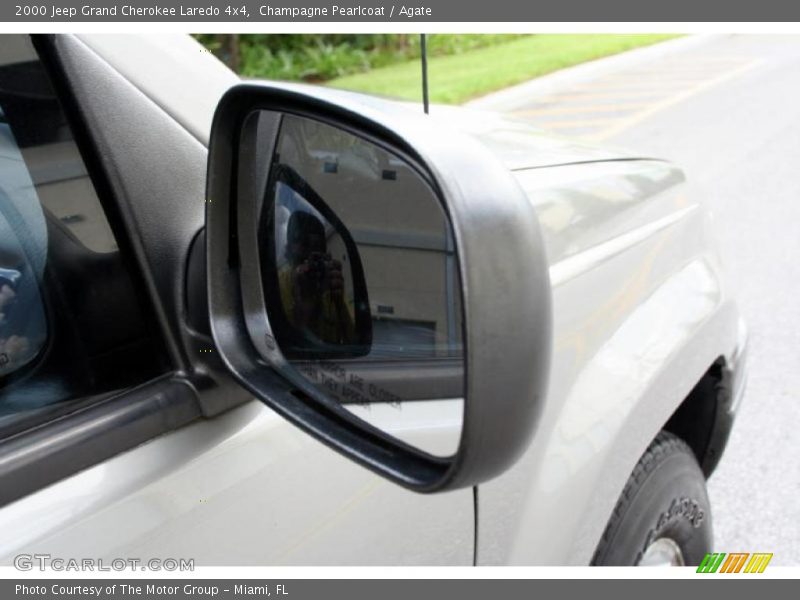 Champagne Pearlcoat / Agate 2000 Jeep Grand Cherokee Laredo 4x4