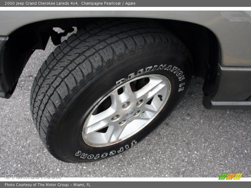 Champagne Pearlcoat / Agate 2000 Jeep Grand Cherokee Laredo 4x4