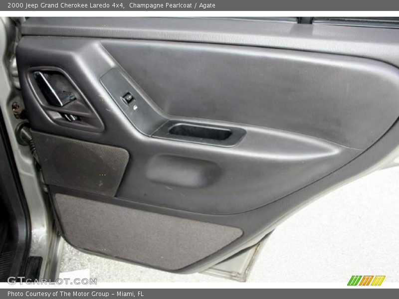 Champagne Pearlcoat / Agate 2000 Jeep Grand Cherokee Laredo 4x4