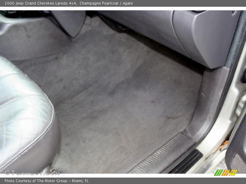Champagne Pearlcoat / Agate 2000 Jeep Grand Cherokee Laredo 4x4