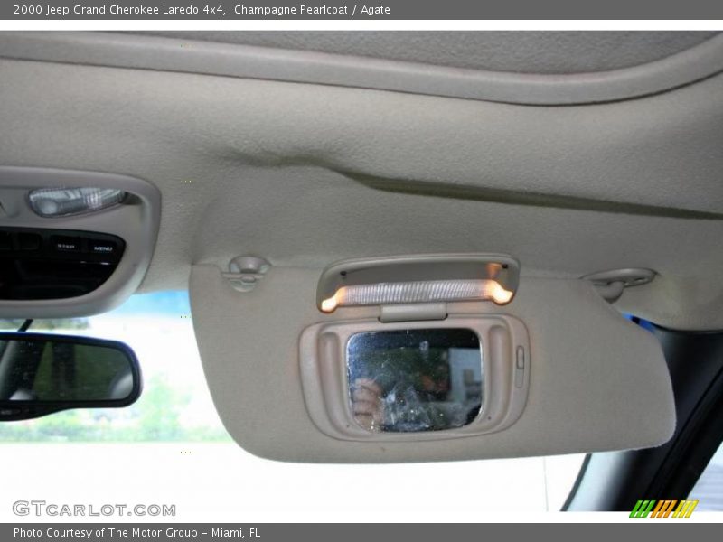 Champagne Pearlcoat / Agate 2000 Jeep Grand Cherokee Laredo 4x4