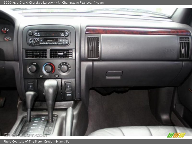 Champagne Pearlcoat / Agate 2000 Jeep Grand Cherokee Laredo 4x4