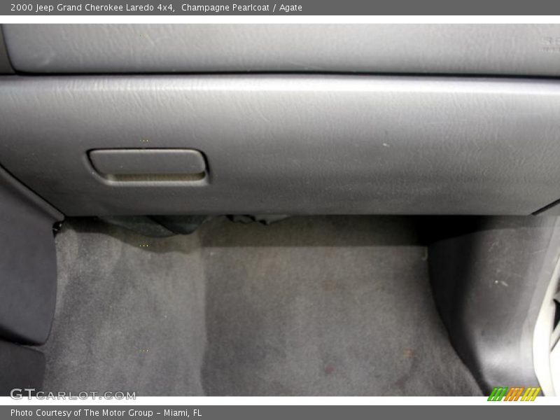 Champagne Pearlcoat / Agate 2000 Jeep Grand Cherokee Laredo 4x4