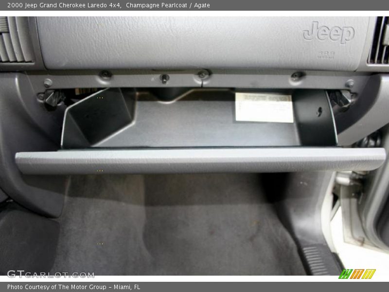 Champagne Pearlcoat / Agate 2000 Jeep Grand Cherokee Laredo 4x4