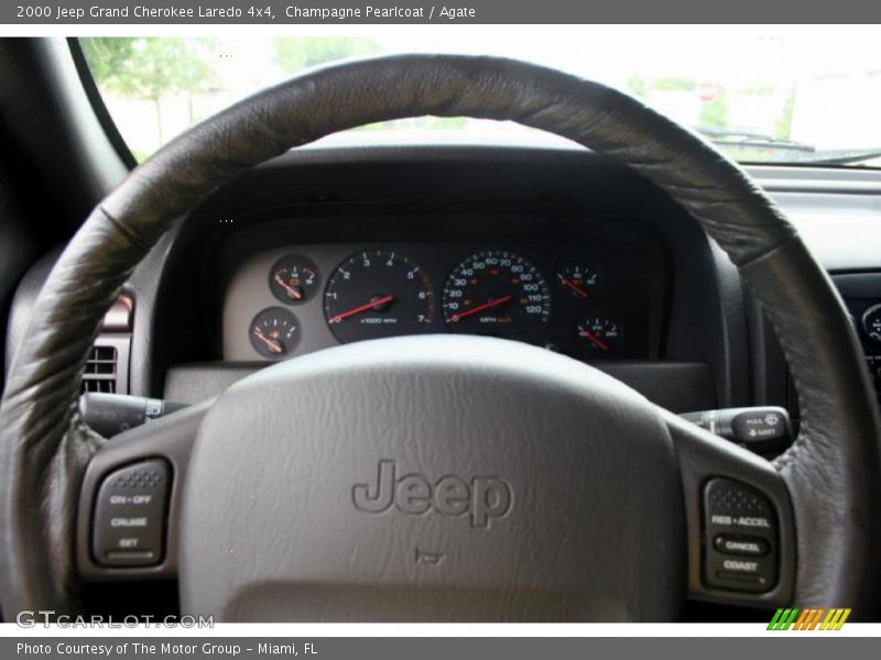 Champagne Pearlcoat / Agate 2000 Jeep Grand Cherokee Laredo 4x4
