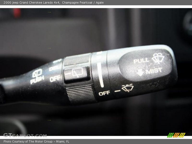 Champagne Pearlcoat / Agate 2000 Jeep Grand Cherokee Laredo 4x4