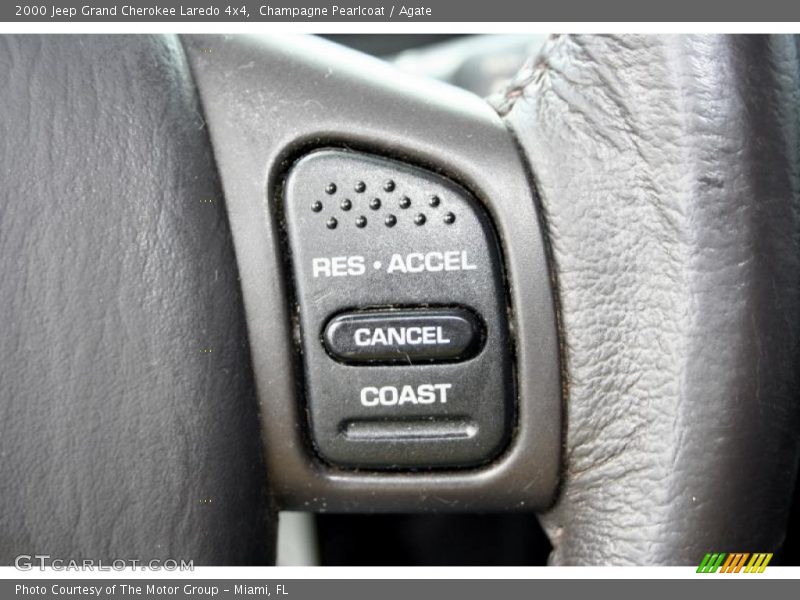 Champagne Pearlcoat / Agate 2000 Jeep Grand Cherokee Laredo 4x4