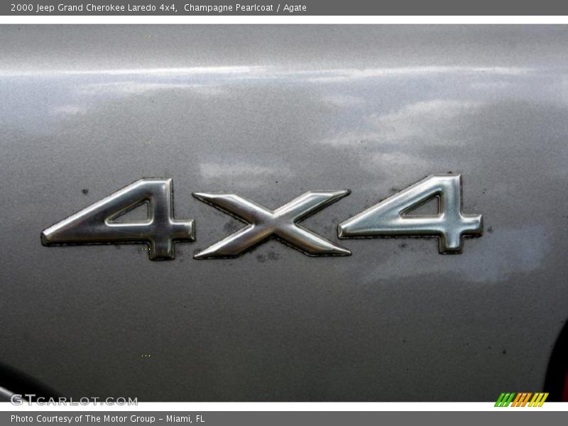 Champagne Pearlcoat / Agate 2000 Jeep Grand Cherokee Laredo 4x4