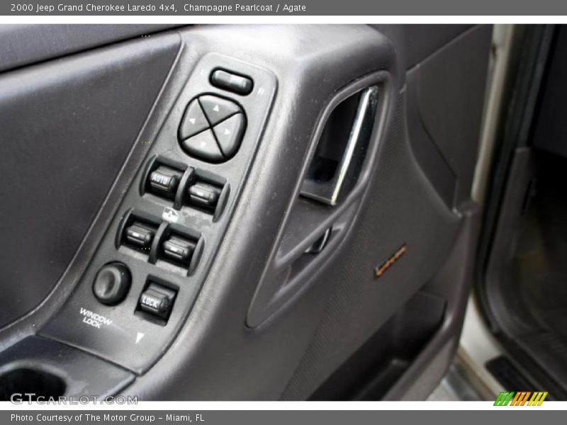 Champagne Pearlcoat / Agate 2000 Jeep Grand Cherokee Laredo 4x4