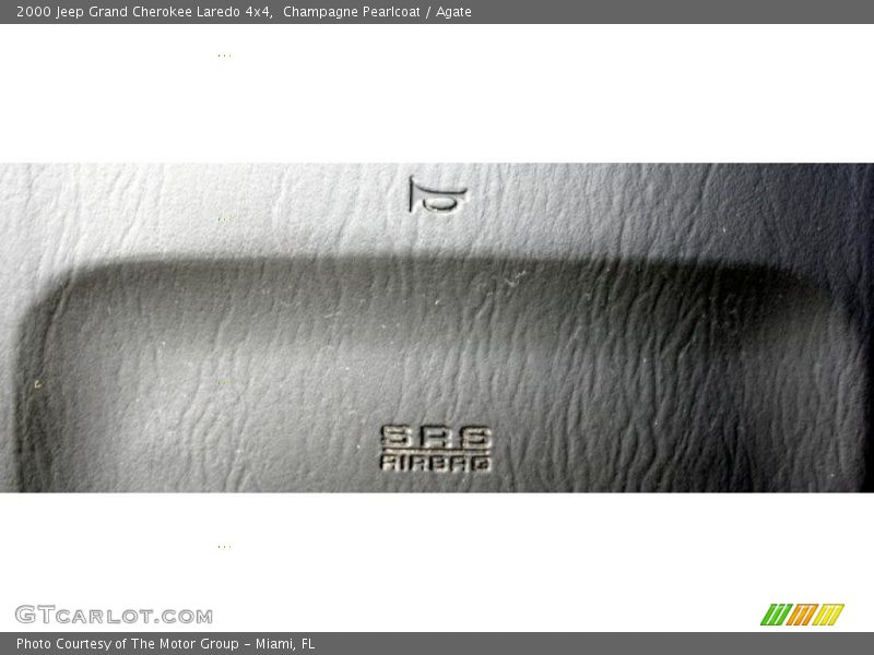 Champagne Pearlcoat / Agate 2000 Jeep Grand Cherokee Laredo 4x4