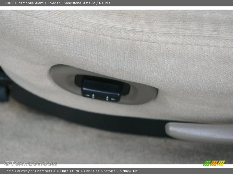 Sandstone Metallic / Neutral 2003 Oldsmobile Alero GL Sedan