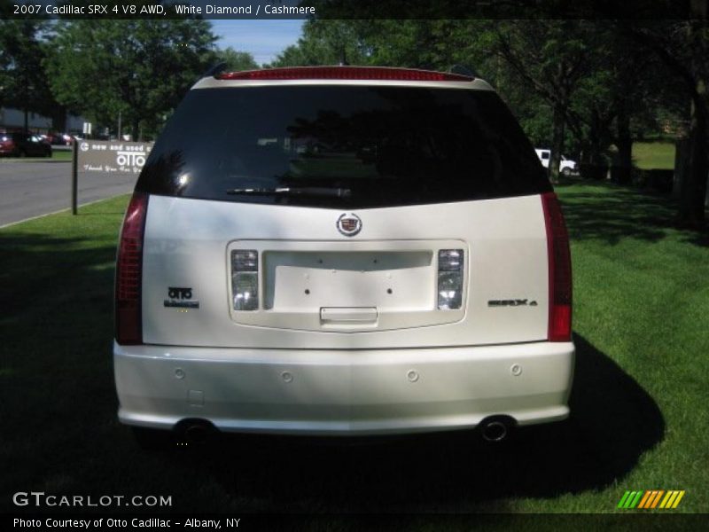 White Diamond / Cashmere 2007 Cadillac SRX 4 V8 AWD