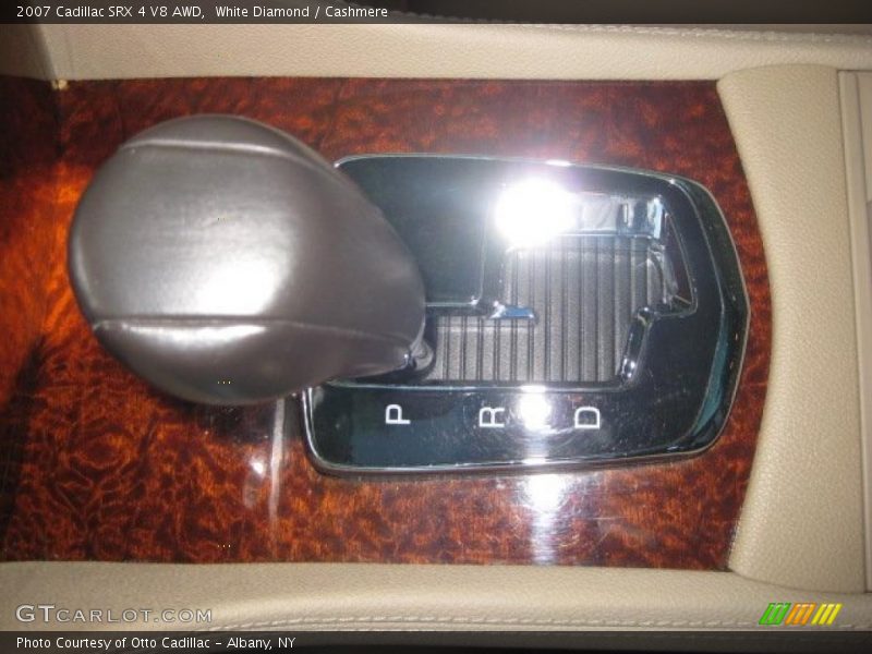 White Diamond / Cashmere 2007 Cadillac SRX 4 V8 AWD