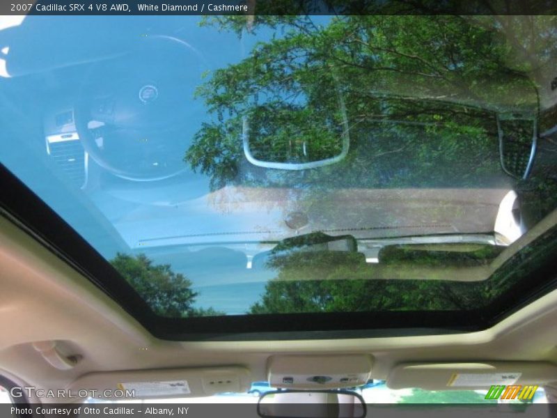 White Diamond / Cashmere 2007 Cadillac SRX 4 V8 AWD