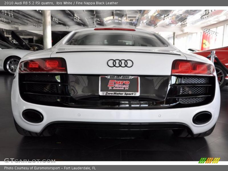 Ibis White / Fine Nappa Black Leather 2010 Audi R8 5.2 FSI quattro