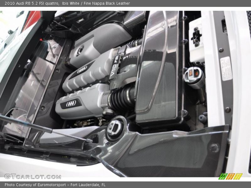 Ibis White / Fine Nappa Black Leather 2010 Audi R8 5.2 FSI quattro