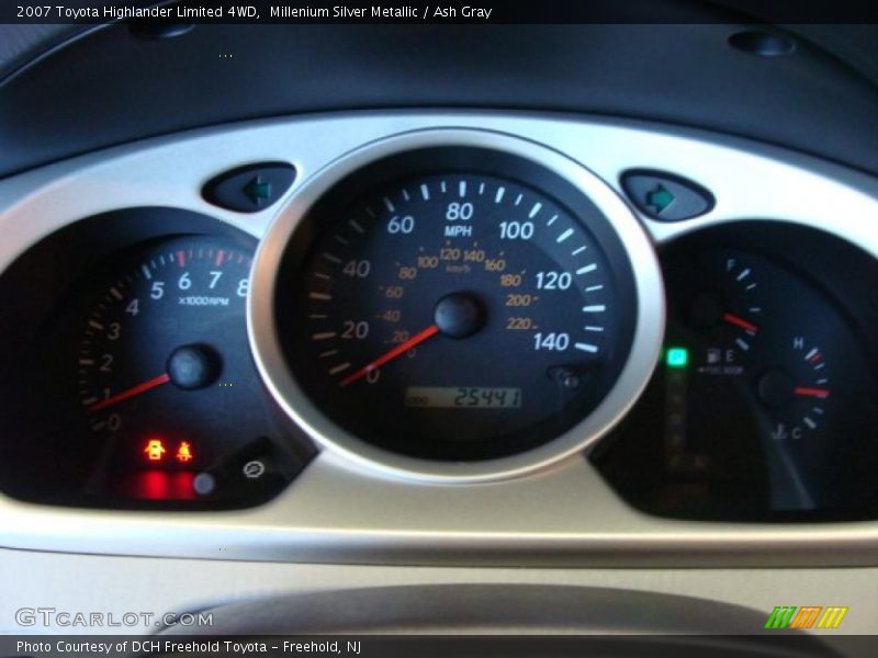 Millenium Silver Metallic / Ash Gray 2007 Toyota Highlander Limited 4WD