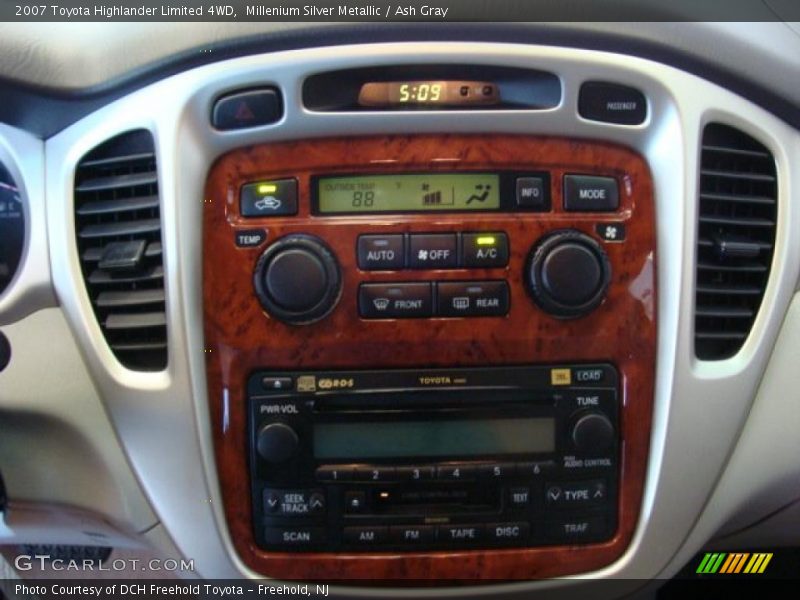 Millenium Silver Metallic / Ash Gray 2007 Toyota Highlander Limited 4WD