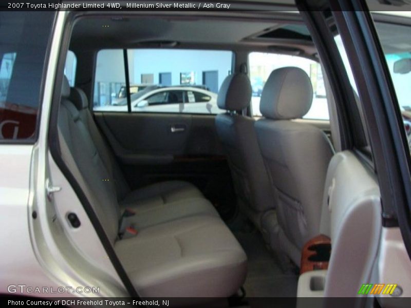 Millenium Silver Metallic / Ash Gray 2007 Toyota Highlander Limited 4WD
