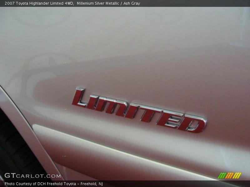 Millenium Silver Metallic / Ash Gray 2007 Toyota Highlander Limited 4WD