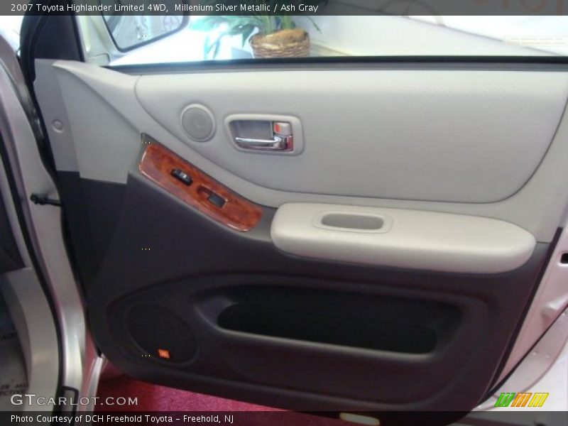Millenium Silver Metallic / Ash Gray 2007 Toyota Highlander Limited 4WD