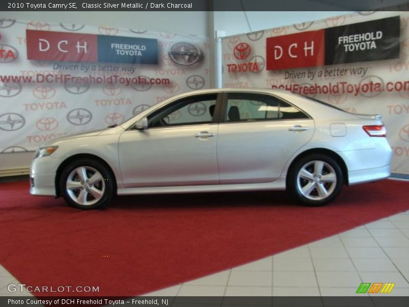 Classic Silver Metallic / Dark Charcoal 2010 Toyota Camry SE