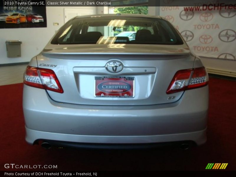 Classic Silver Metallic / Dark Charcoal 2010 Toyota Camry SE