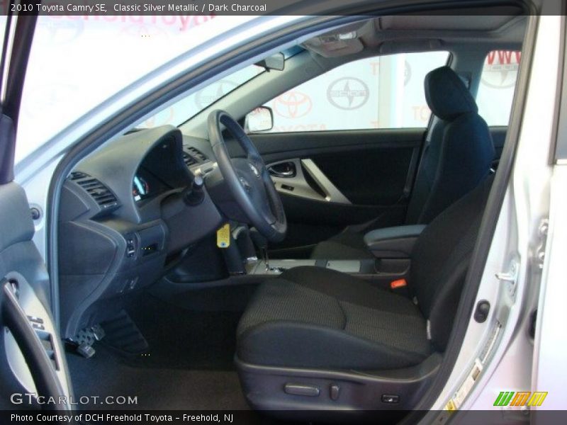 Classic Silver Metallic / Dark Charcoal 2010 Toyota Camry SE