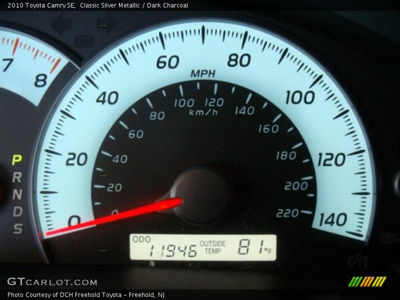 Classic Silver Metallic / Dark Charcoal 2010 Toyota Camry SE