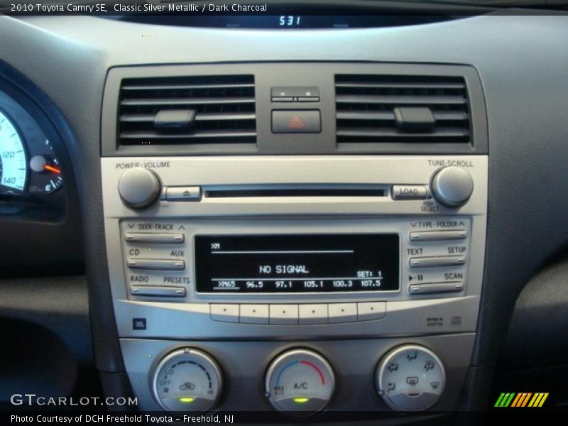Classic Silver Metallic / Dark Charcoal 2010 Toyota Camry SE