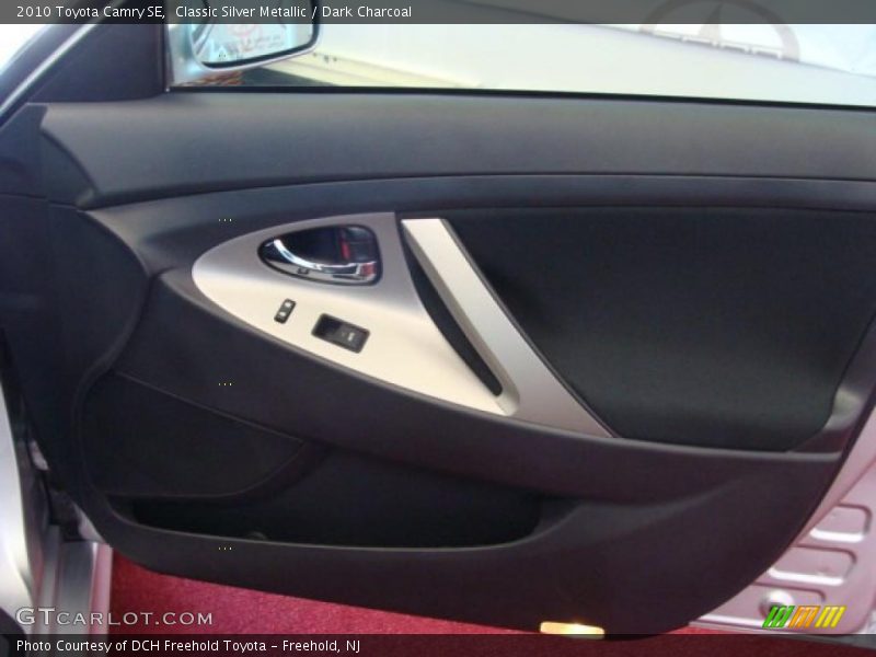 Classic Silver Metallic / Dark Charcoal 2010 Toyota Camry SE