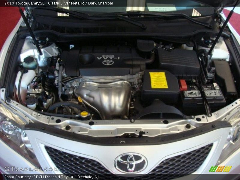 Classic Silver Metallic / Dark Charcoal 2010 Toyota Camry SE