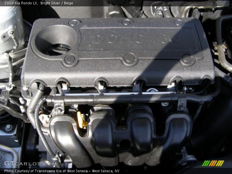 Bright Silver / Beige 2009 Kia Rondo LX