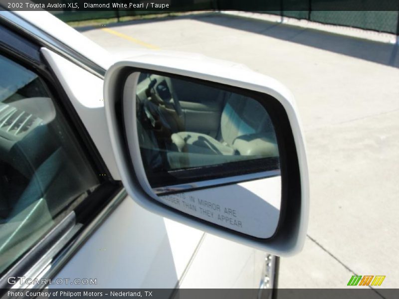 Diamond White Pearl / Taupe 2002 Toyota Avalon XLS