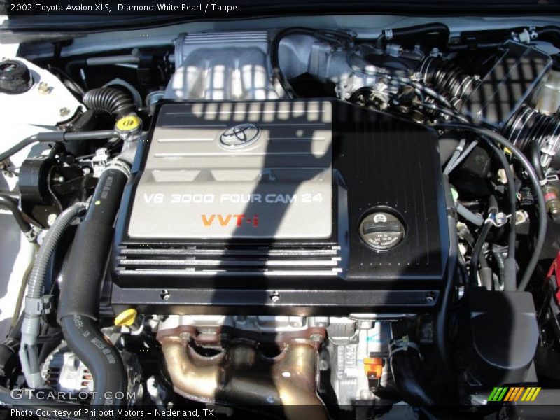 Diamond White Pearl / Taupe 2002 Toyota Avalon XLS