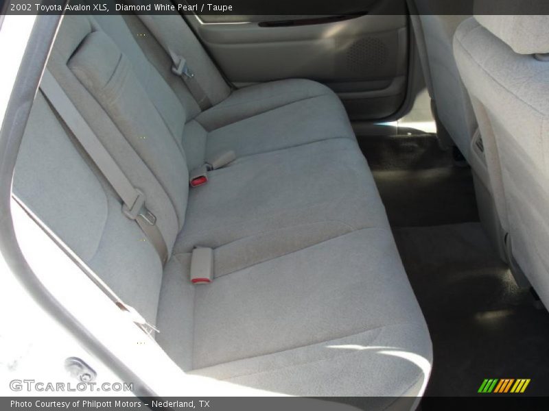 Diamond White Pearl / Taupe 2002 Toyota Avalon XLS