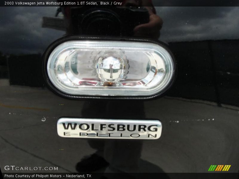 Black / Grey 2003 Volkswagen Jetta Wolfsburg Edition 1.8T Sedan