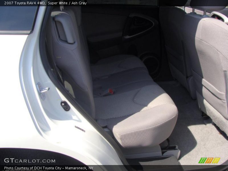 Super White / Ash Gray 2007 Toyota RAV4 4WD